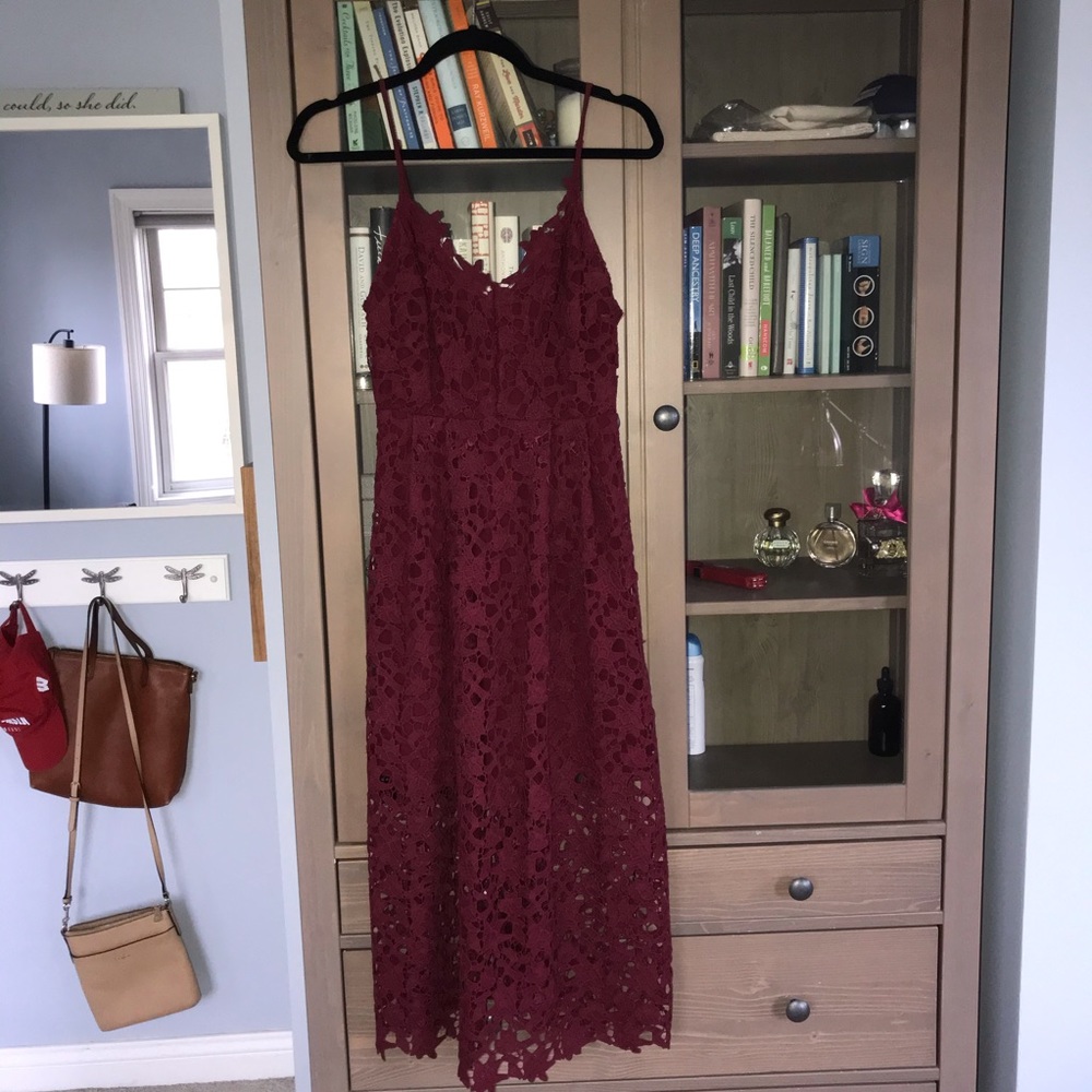 ASTR the Label Lace Midi Dress dark red